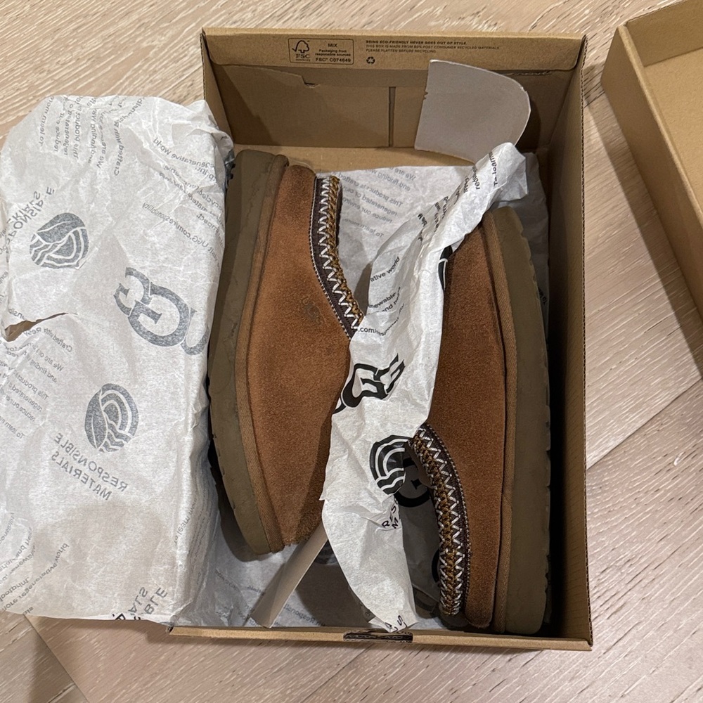 UGG Tasman - Picture 5 of 5